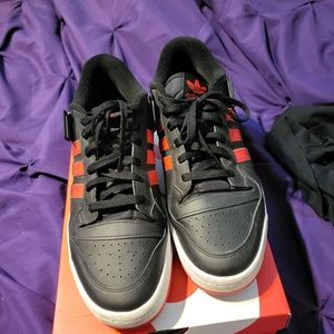 Adidas forum size 13 men